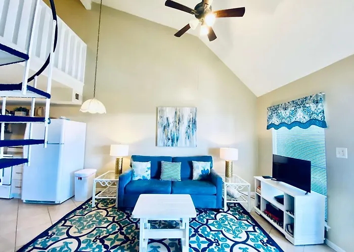 The Cove 209a: Beachfront Relaxation Retreat Gulf Shores