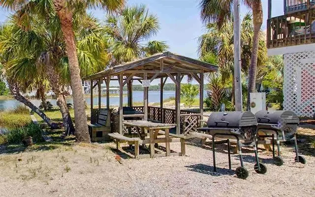 Holiday home The Cove 209a: Beachfront Relaxation Retreat *